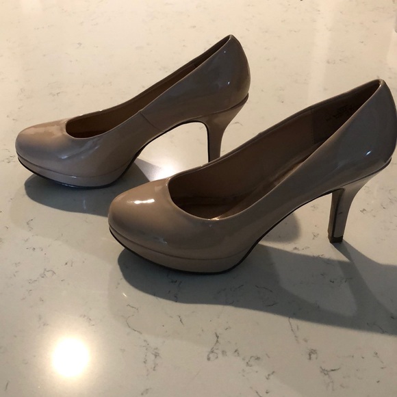 NEW Madden Girl Heels - Picture 4 of 4